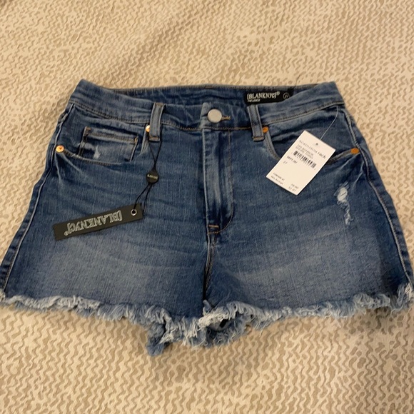 BlankNYC Jean Shorts size 27 NWT - Picture 1 of 3